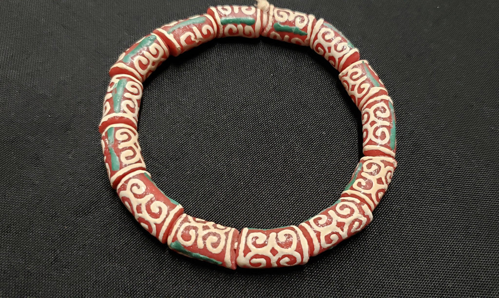 adinkra glass beads AAB#1655 red cream detail view