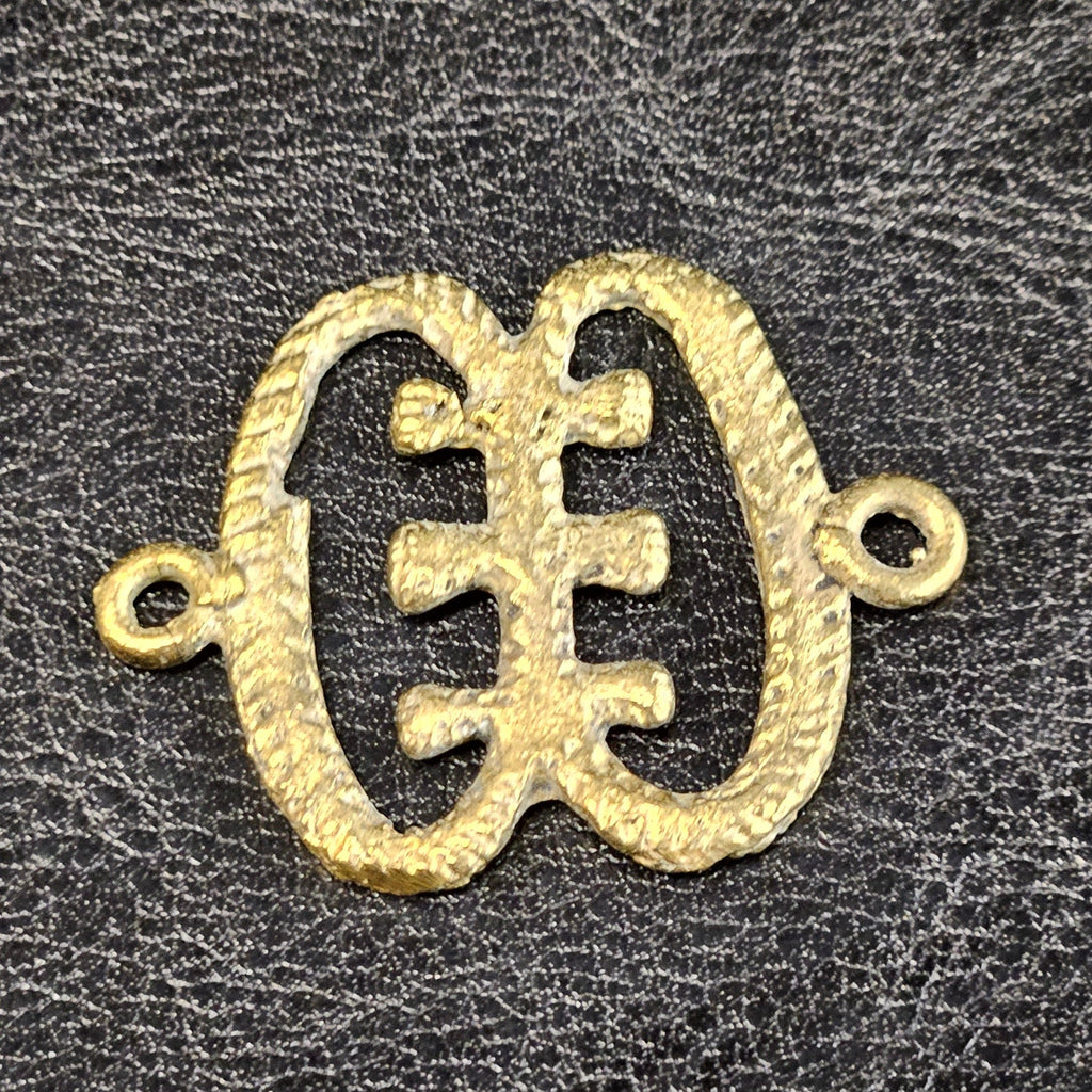 ese ne tekrema adinkra african brass pendant close up detail