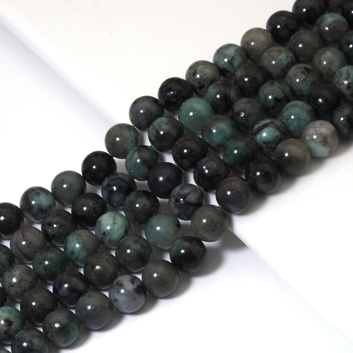 Emerald Smooth Round Bead Strand – 6mm, 8mm or 10mm