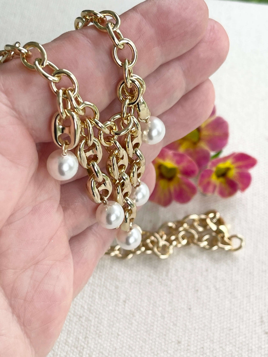 11mm x 8mm Pignose Mariner Chain - Made of plated brass and pewter - Sold by the foot - Ch-942