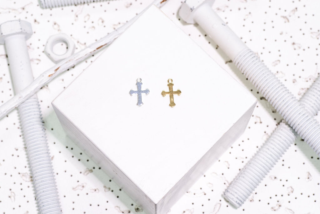 18.5mm x 12.5mm Religious Cross Charm - Made of plated zinc - Sold individually - K127