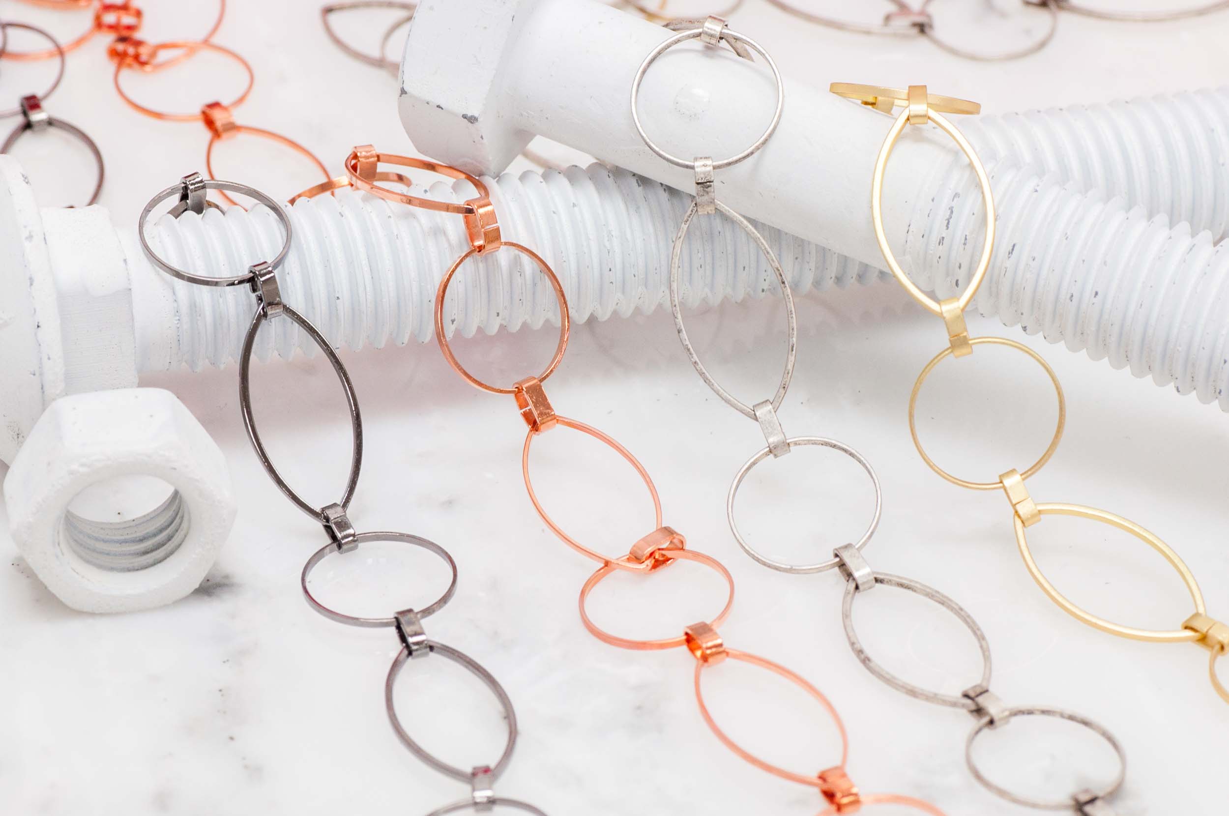 23mm x 12mm Oval and 14.8mm Circle Link Specialty Chain sold by the Foot available in Multiple Colors - CH 308