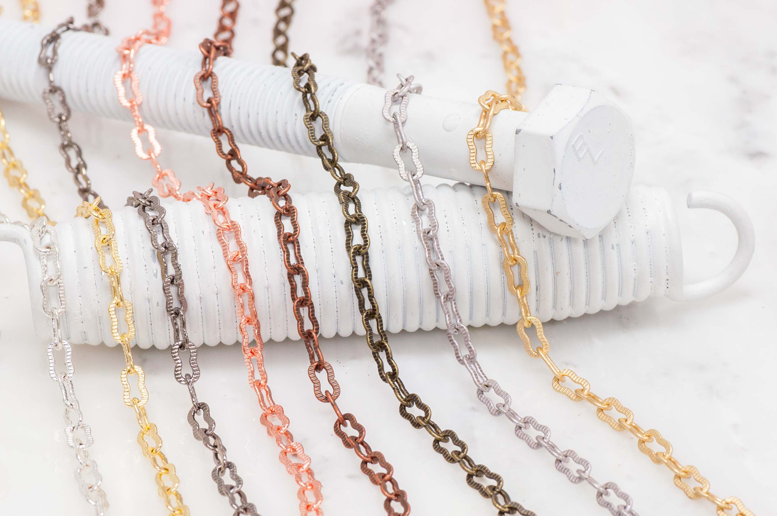 5mm wide and each link measures 8mm long Cable Chain Sold by The Foot - CH 822