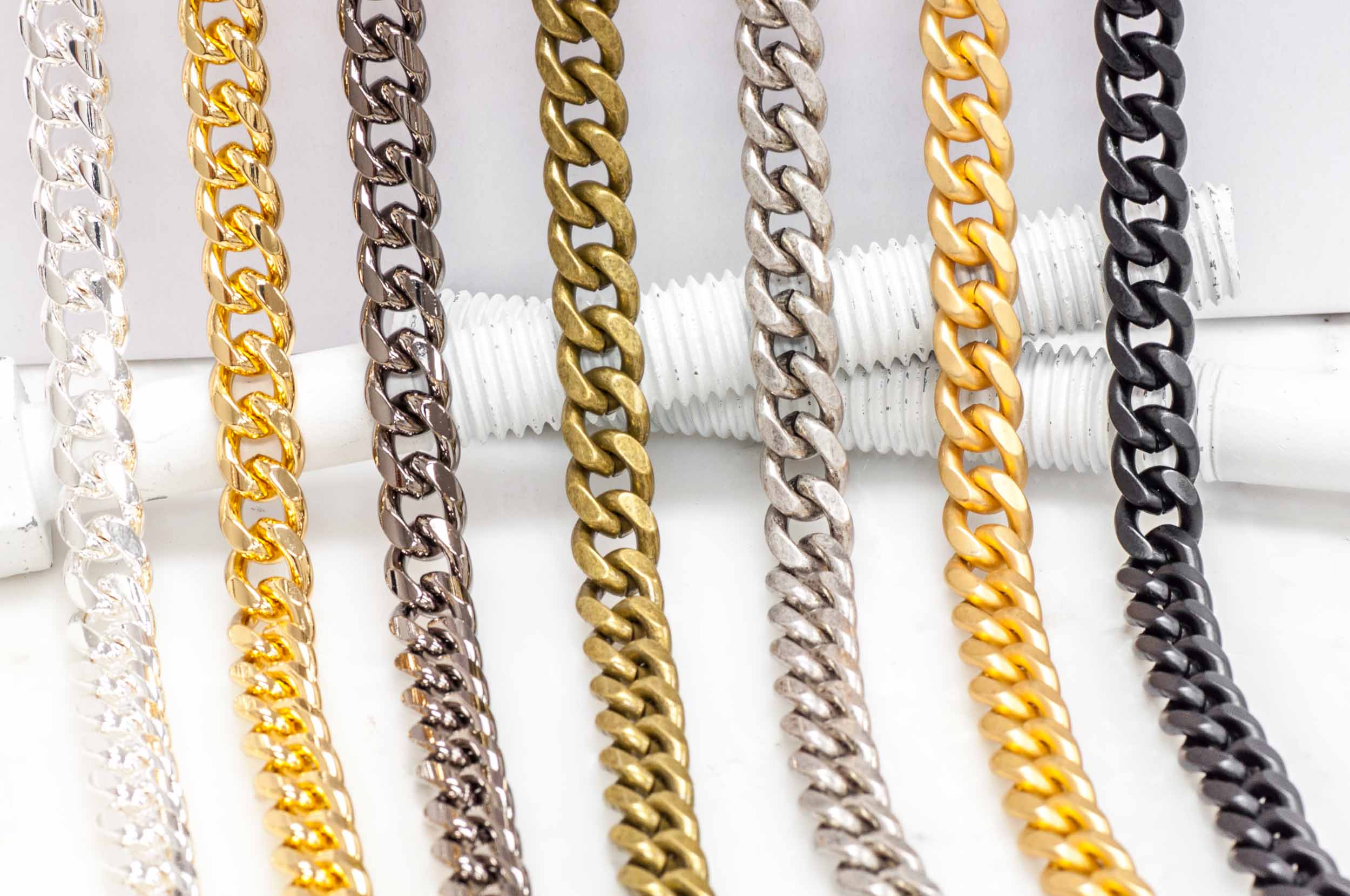 XL Cuban Curb Chain - Multiple Finishes Available - Measures 11mm - Sold by the Foot - CH 917