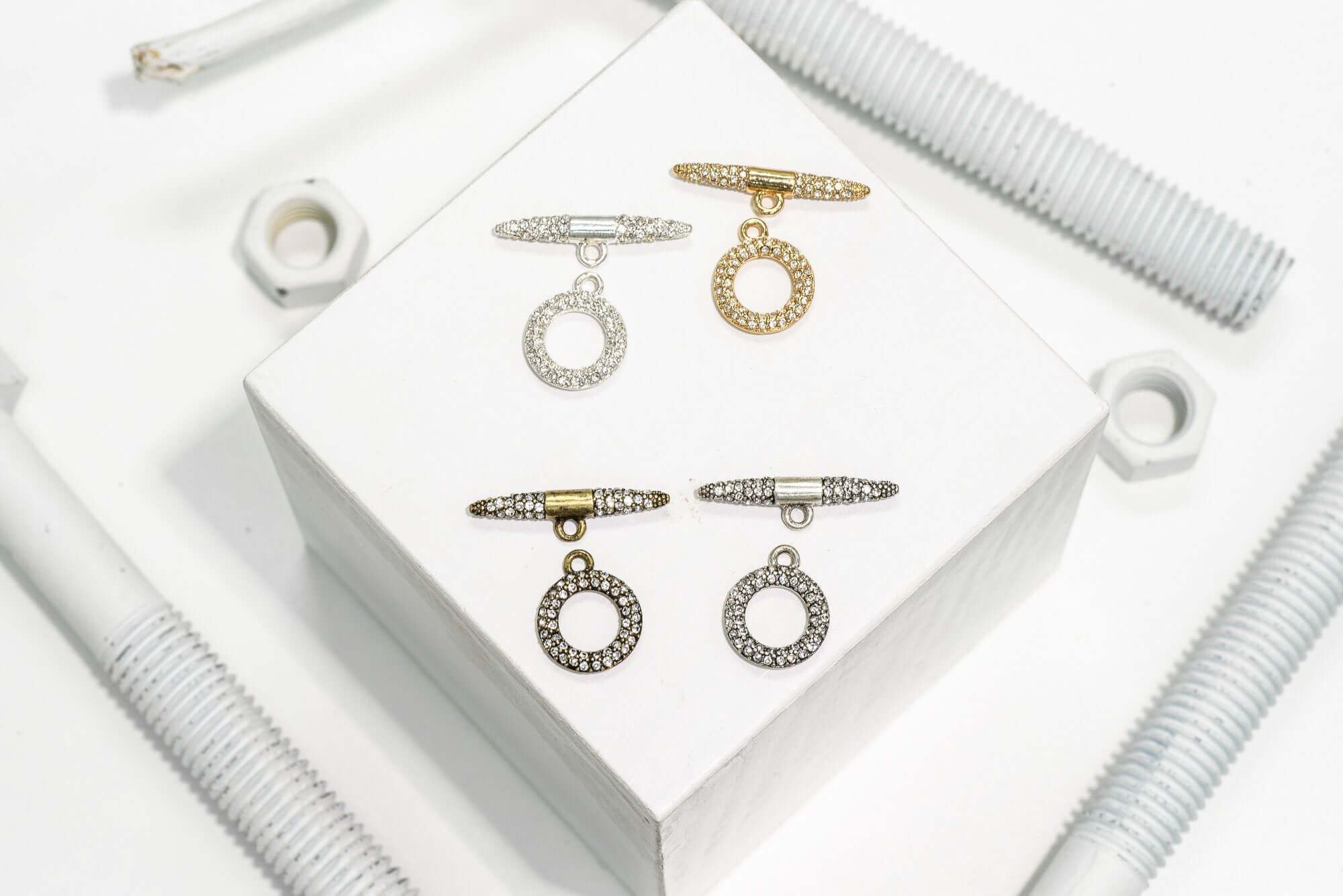18mm x 15mm Loop, 28mm Bar Pavé Crystal Toggle - Made of Brass - Sold as a Set - CL/34